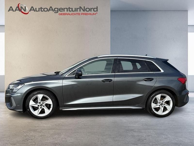 Gebraucht Audi A3 Sport 150 PS (110 kW) 2023 Grau Limousine