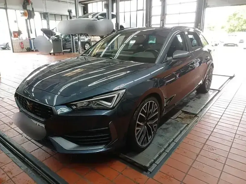 Gebraucht Cupra Leon VZ 245 PS (180 kW) 2022 Grau Kombi