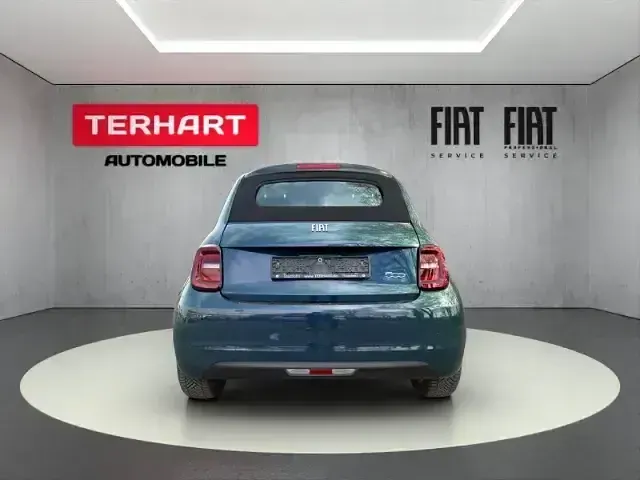 Second-hand Fiat 500e Icon 86 kW (118 CP) 2022 Verde Cabrio