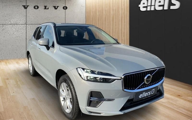 Gebraucht Volvo XC60 Core 197 PS (144 kW) 2023 Grau SUV