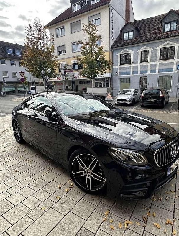 Second-hand Mercedes E300 AMG line 245 CP (180 kW) 2019 Coupe