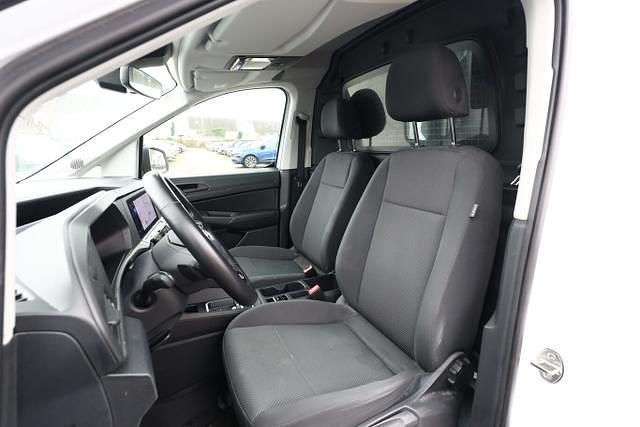 Gebraucht Ford Transit Trend 122 PS (89 kW) 2024 Frozen white frozen white Van