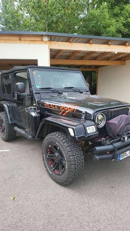 Schwarz Gebraucht 2005 Jeep Wrangler Sahara SUV | 27.500 € - Bild 1/4