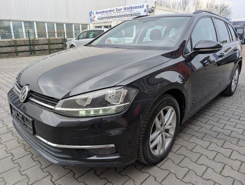 Schwarz Gebraucht 2017 VW Golf VII Kombi | 7.350 € (Fairer Preis) - Bild 1/4