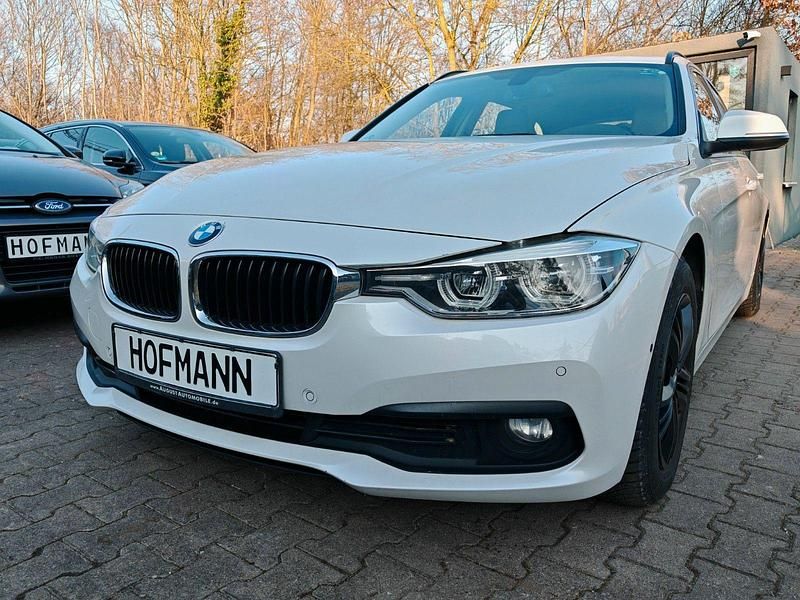 Gebraucht BMW 320 Advantage 163 PS (119 kW) 2015 Weiß Kombi