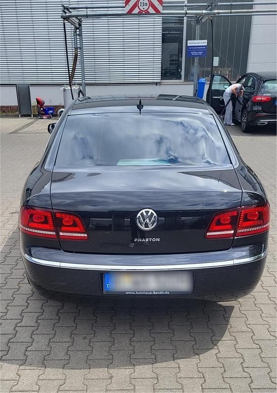 Schwarz Gebraucht 2014 VW Phaeton Limousine | 12.250 € (Superpreis) - Bild 1/4
