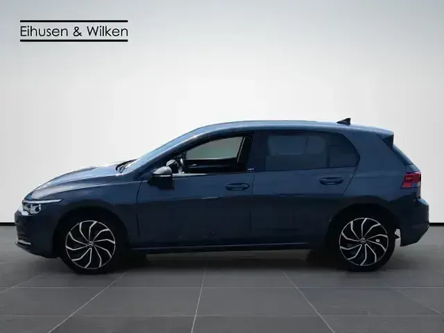 Gebraucht VW Golf VIII Move 116 PS (85 kW) 2023 Grau