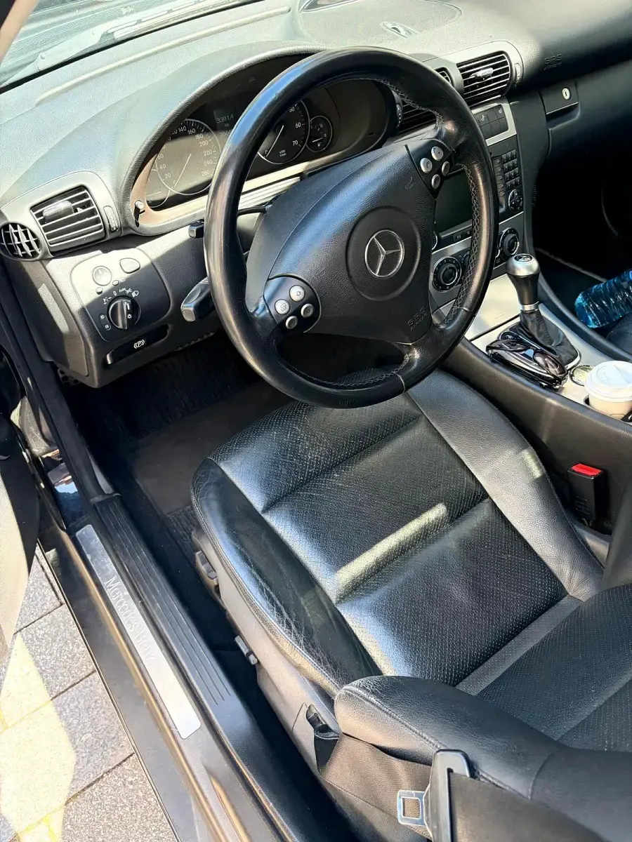 Gebraucht Mercedes C230 192 PS (141 kW) 2004 Schwarz Limousine