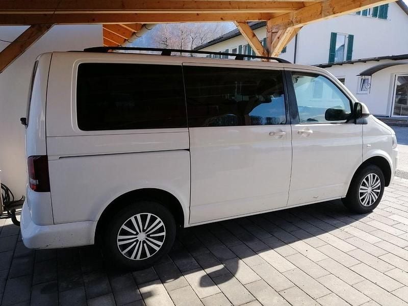 Gebraucht VW T5 Comfortline 140 PS (102 kW) 2011 Weiß Van