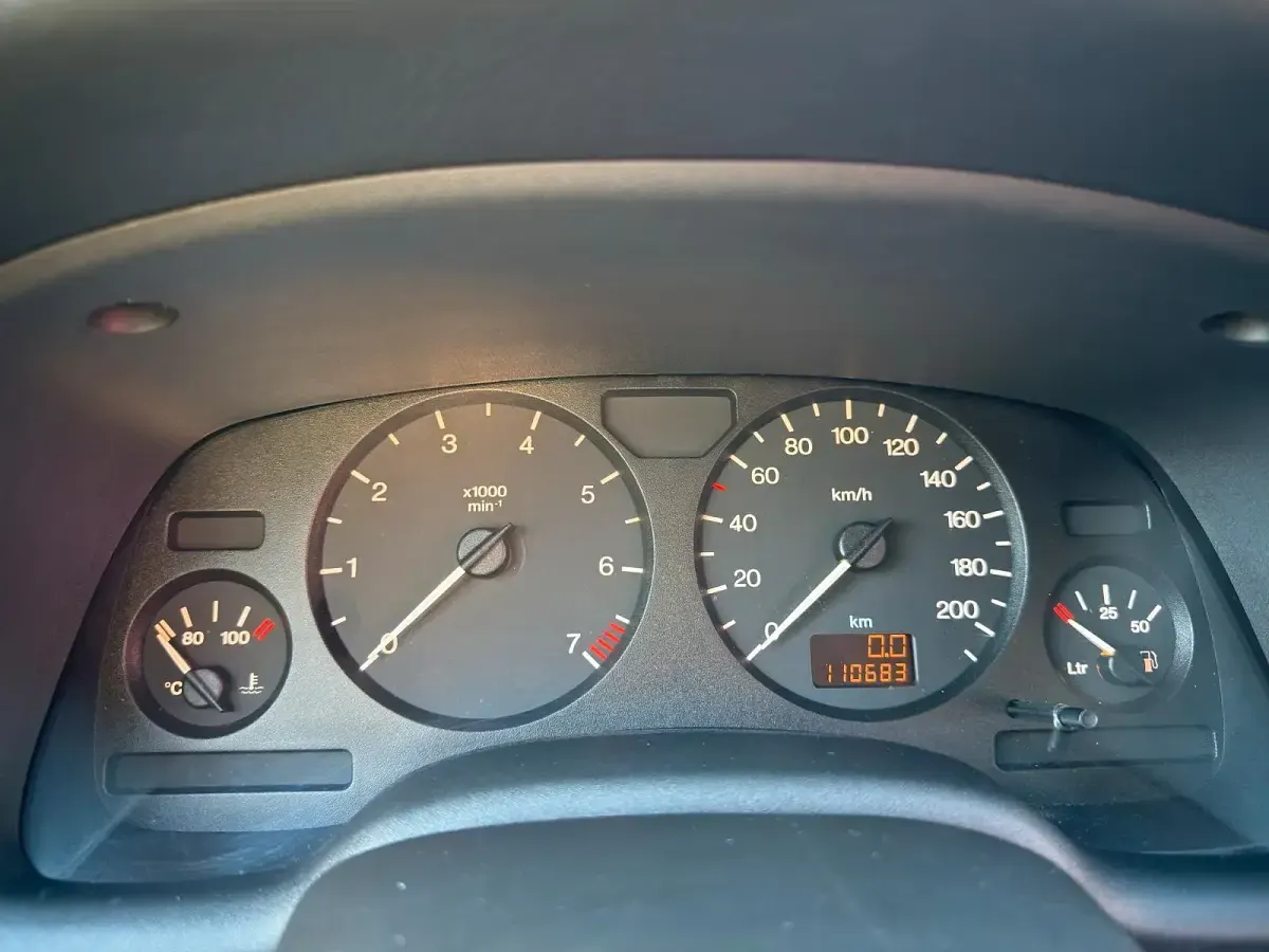 Usado Opel Astra Edition 1999 Cinzento Sedan