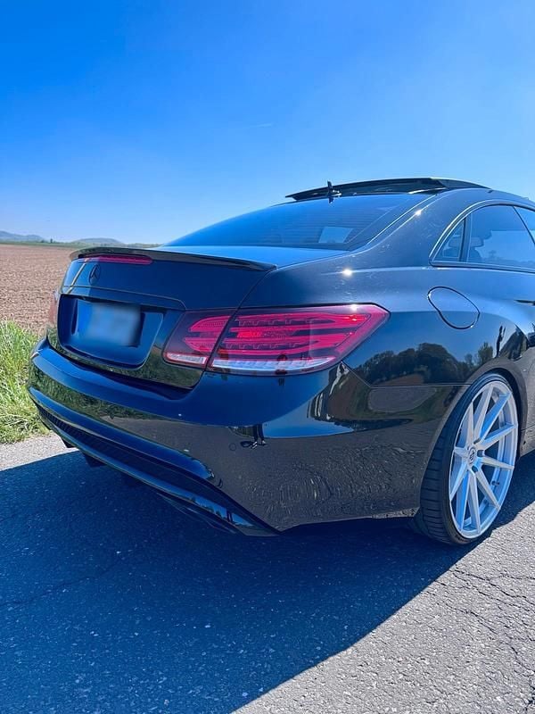 Usata Mercedes E350 AMG 252 CV (185 kW) 2014 Nero Coupé