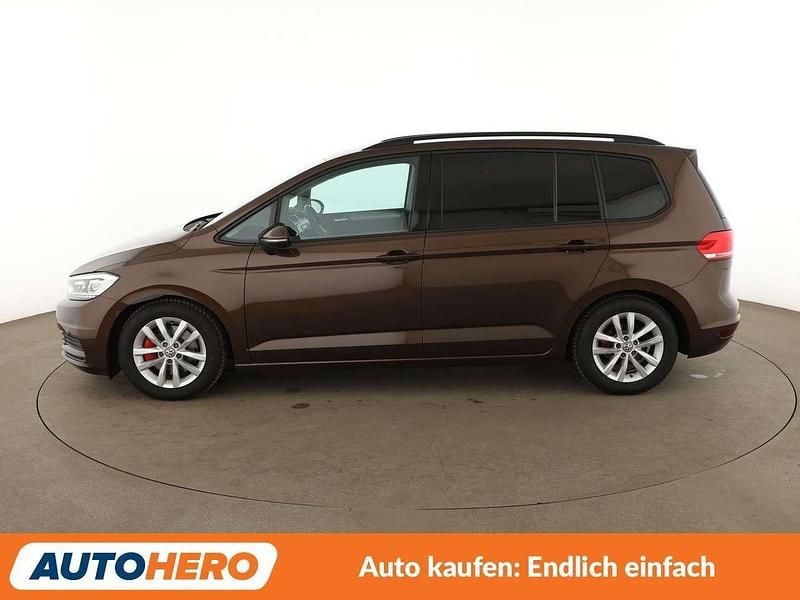 Gebraucht VW Touran Comfortline 110 PS (80 kW) 2016 Braun Van / Kleinbus