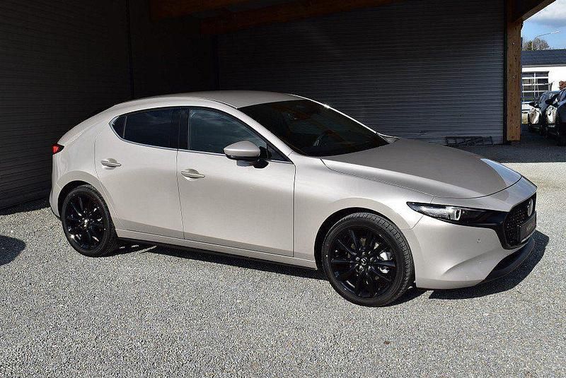 Neu Mazda 3 Exclusive-Line 186 PS (136 kW) 2026 Silber Limousine
