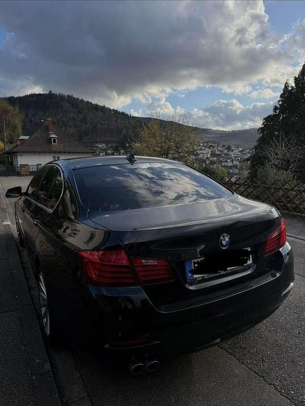 Second-hand BMW 525 218 CP (160 kW) 2015 Berlinǎ