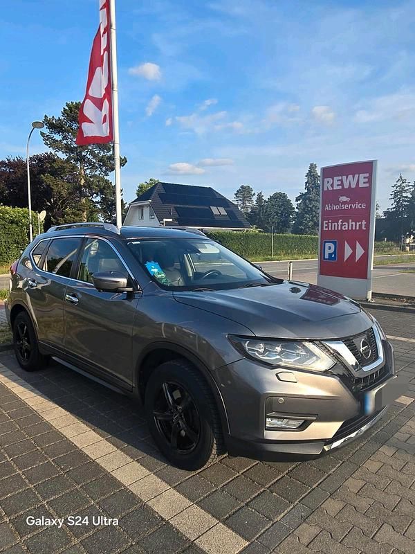 Gebraucht Nissan X-Trail 177 PS (130 kW) 2018 Silber SUV