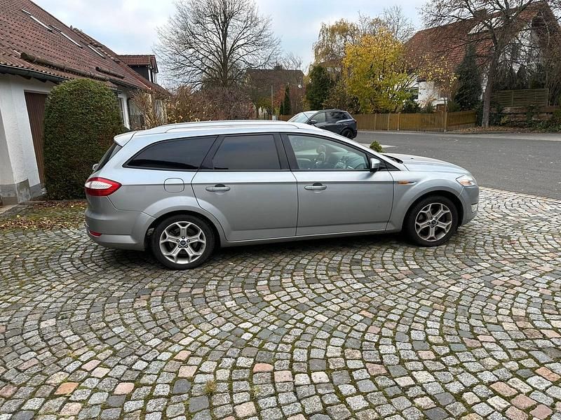Silber Gebraucht 2009 Ford Mondeo Kombi | 2.100 € (Superpreis) - Bild 1/4