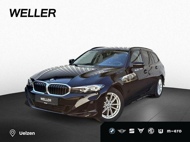 Schwarz ii (schwarz) Gebraucht 2023 BMW 318 Shadowline Kombi | 29.900 € (Fairer Preis) - Bild 1/4