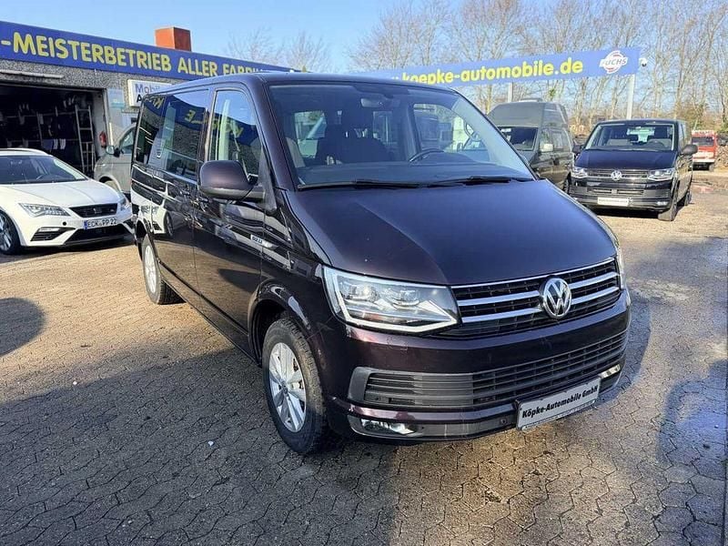 Gebraucht VW Multivan 150 PS (110 kW) 2017 Violett Van / Kleinbus