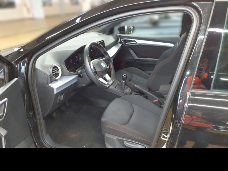 Schwarz Gebraucht 2024 Seat Ibiza FR-Line Limousine | 19.900 € (Fairer Preis) - Bild 1/4