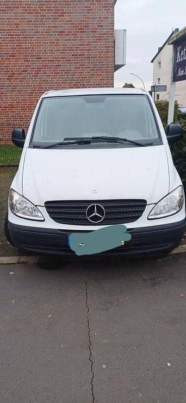 Weiß Gebraucht 2006 Mercedes Vito Van | 1.700 € (Superpreis) - Bild 1/4