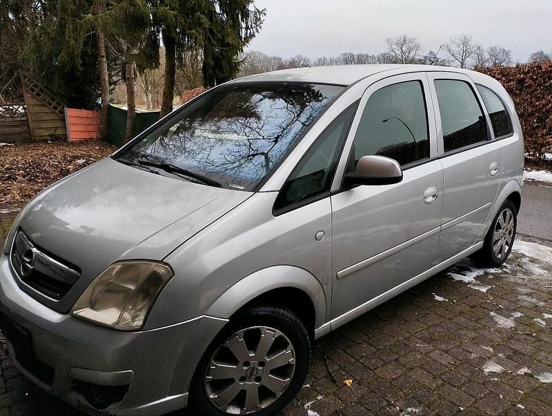 Gebraucht Opel Meriva 90 PS (66 kW) 2006 Silber Van / Kleinbus