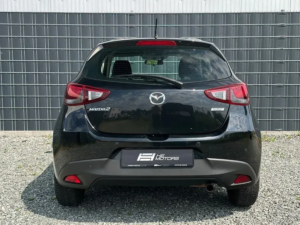 Gebraucht Mazda 2 Center-Line 75 PS (55 kW) 2015 Schwarz Limousine