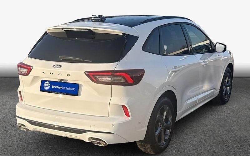 Gebraucht Ford Kuga ST-Line X 186 PS (136 kW) 2024 Frozen white SUV