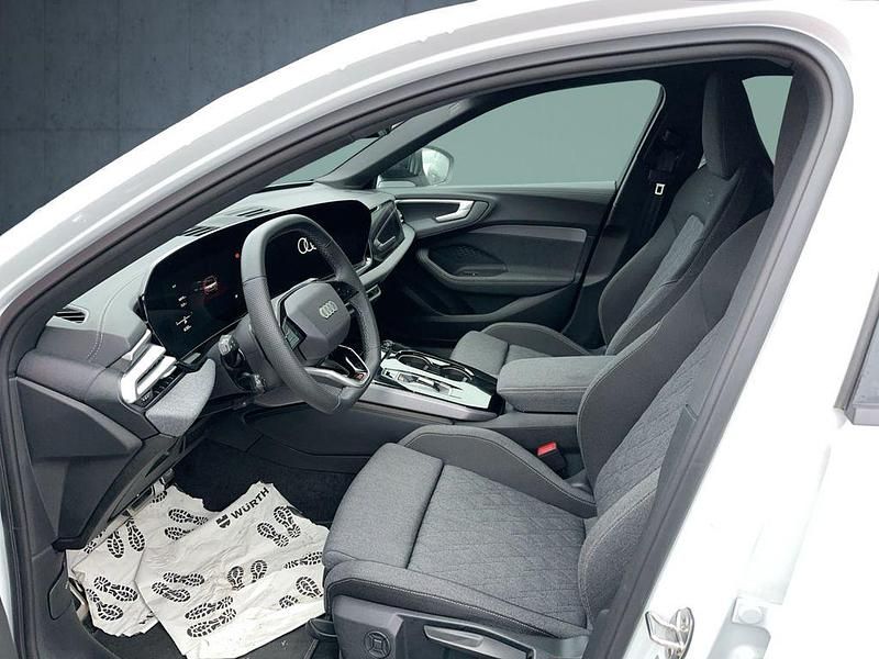 Gebraucht Audi A5 S-Line 204 PS (150 kW) 2025 Weiß Kombi