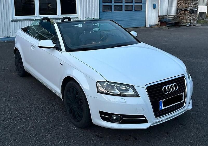 Weiß Gebraucht 2011 Audi A3 Cabriolet S-Line Cabrio | 6.500 € (Fairer Preis) - Bild 1/4