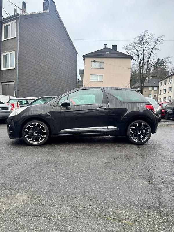 Gebraucht Citroën DS3 Sport Chic 156 PS (114 kW) 2011 Schwarz Kleinwagen