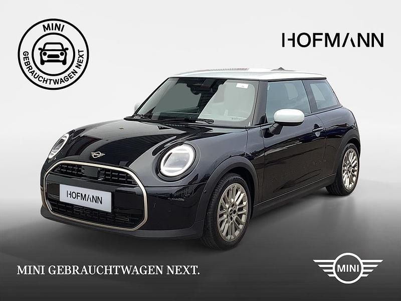 Gebraucht Mini Cooper Favoured 156 PS (114 kW) 2024 Midnight black metallic Kleinwagen