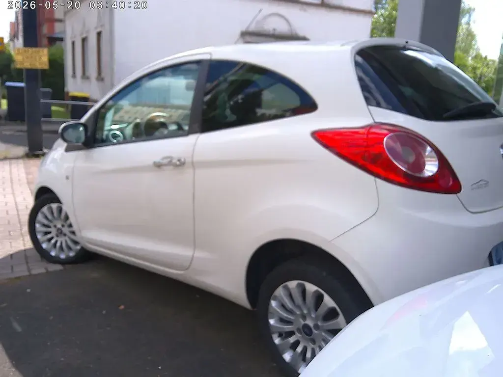 Gebraucht Ford Ka Titanium 69 PS (50 kW) 2012 Weiß Kleinwagen