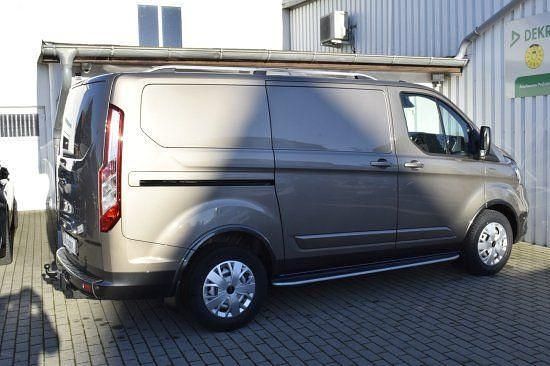 Gebraucht Ford Transit Custom Trend 170 PS (125 kW) 2023 Silber Van / Kleinbus
