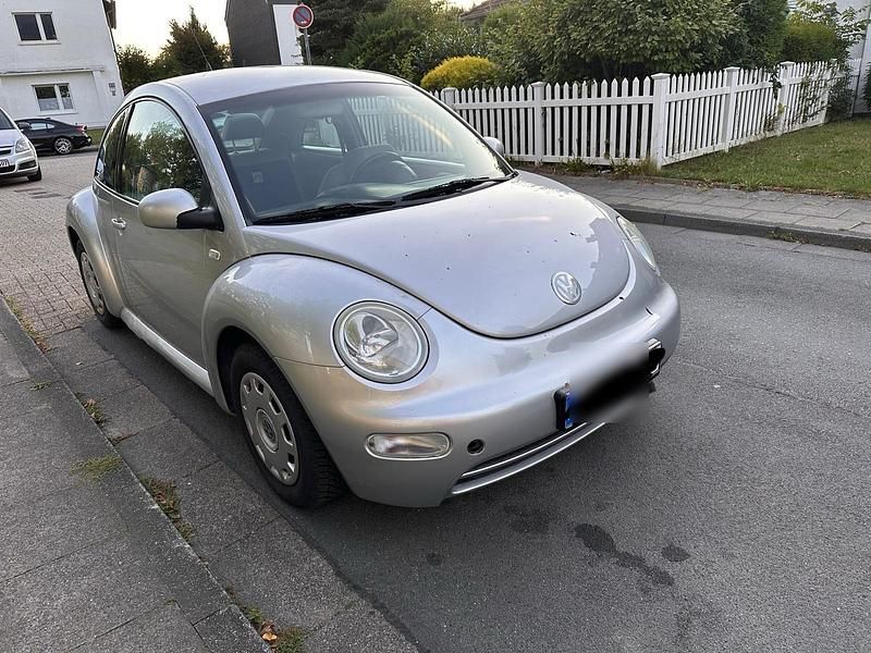 Silber Gebraucht 2001 VW Beetle Kleinwagen | 2.500 € (Teuer) - Bild 1/4