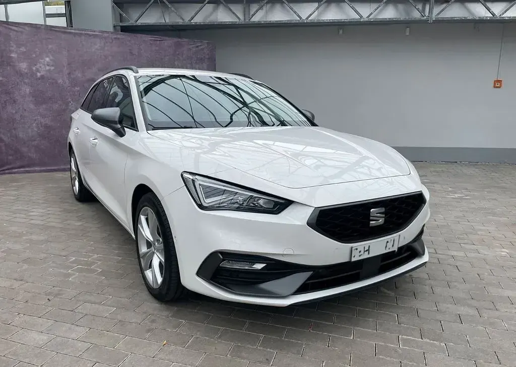 Gebraucht Seat Leon FR 150 PS (110 kW) 2021 Weiß Limousine