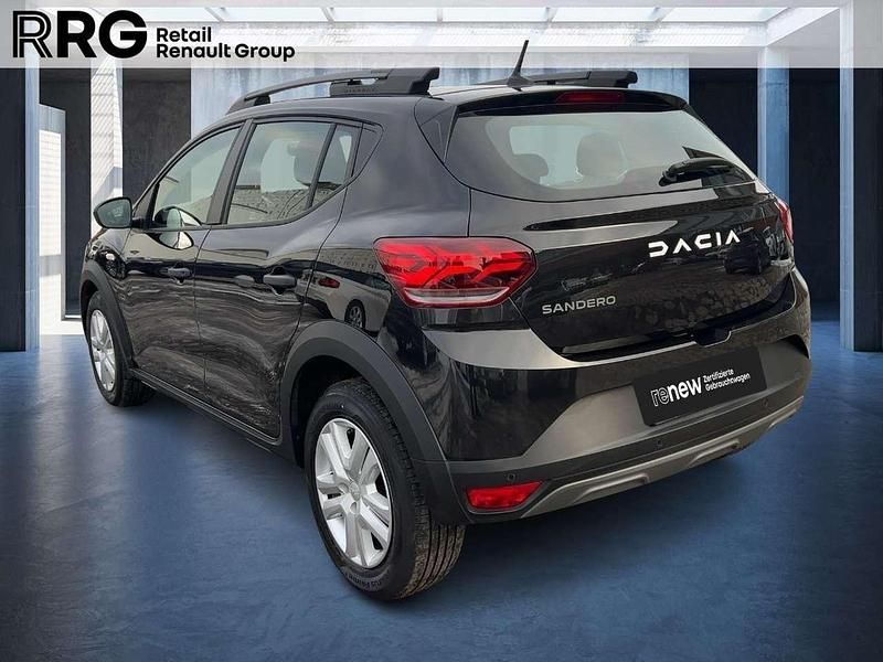 Gebraucht Dacia Sandero Essentiel 101 PS (74 kW) 2024 Schwarz Limousine