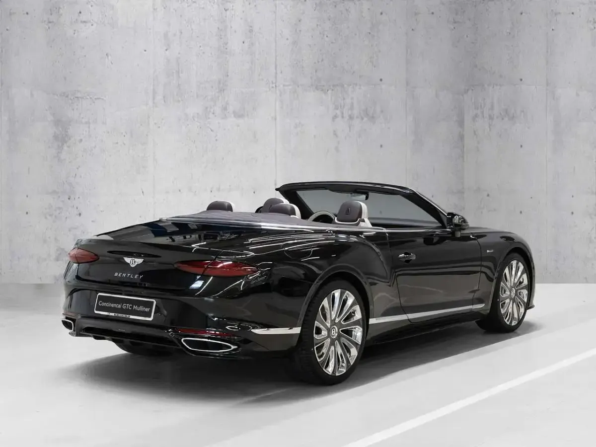 Gebraucht Bentley Continental Mulliner 782 PS (575 kW) 2025 Midnight emerald Cabrio