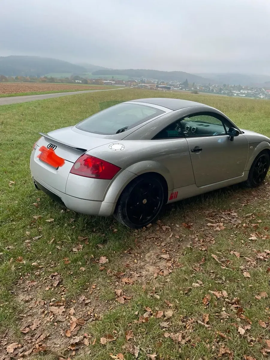 Gebraucht Audi TT Basis 180 PS (132 kW) 2000 Silber Coupé