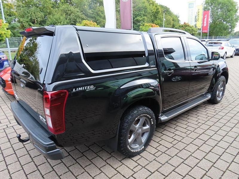 Schwarz Gebraucht 2016 Isuzu D-Max Abholung | 18.990 € (Teuer) - Bild 1/4