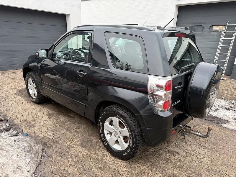Gebraucht Suzuki Grand Vitara 165 PS (121 kW) 2010 Schwarz SUV