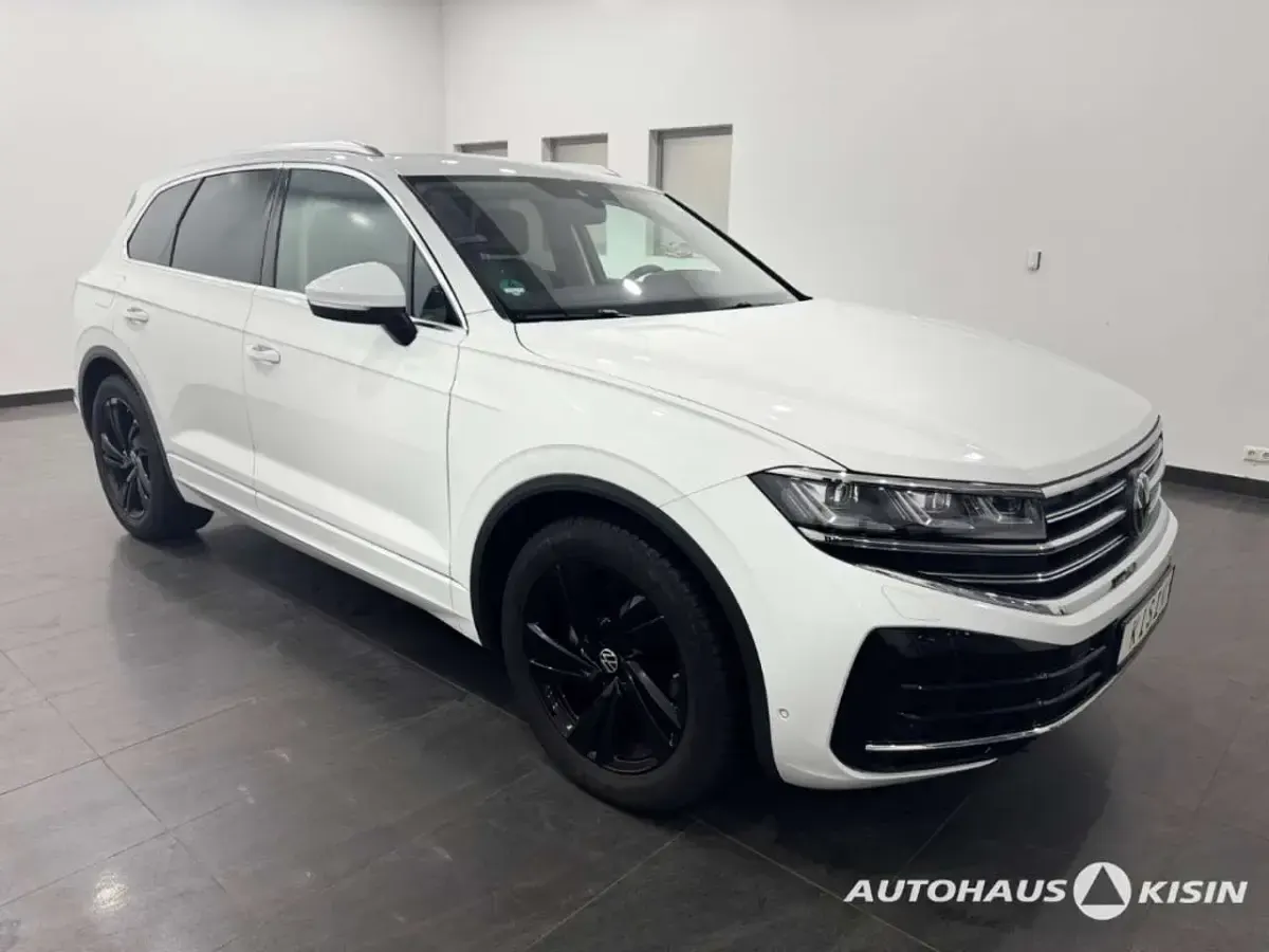 Gebraucht VW Touareg Elegance 231 PS (169 kW) 2024 Weiß SUV
