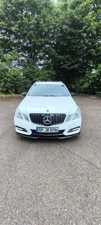 Brugt Mercedes E200 Avantgarde 184 HK (135 kW) 2011 Hvid Sedan