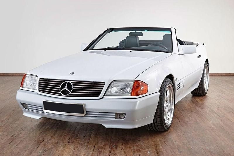 Weiß Gebraucht 1991 Mercedes SL300 Cabrio | 34.900 € - Bild 1/4