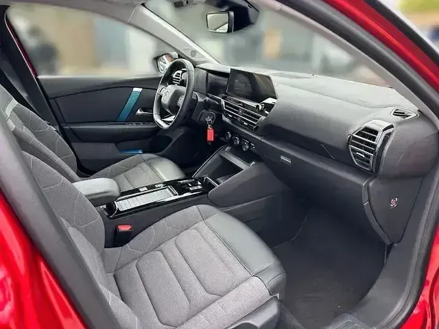 Gebraucht Citroën e-C4 100 kW (136 PS) 2022 Rot Limousine