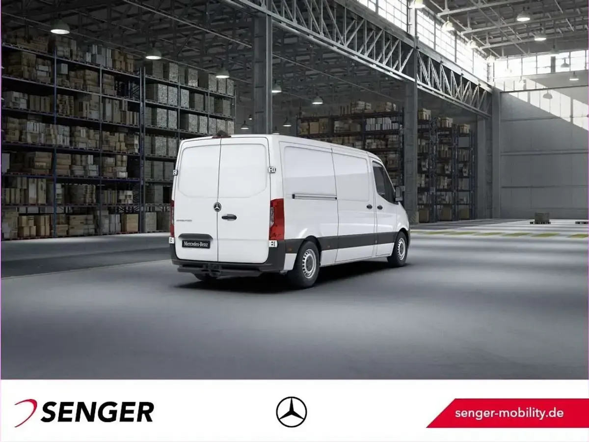 Gebraucht Mercedes Sprinter 150 PS (110 kW) 2022 Arktikweiß Van