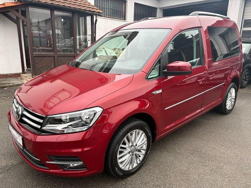 Rot Gebraucht 2019 VW Caddy Highline Van / Kleinbus | 23.990 € (Fairer Preis) - Bild 1/4