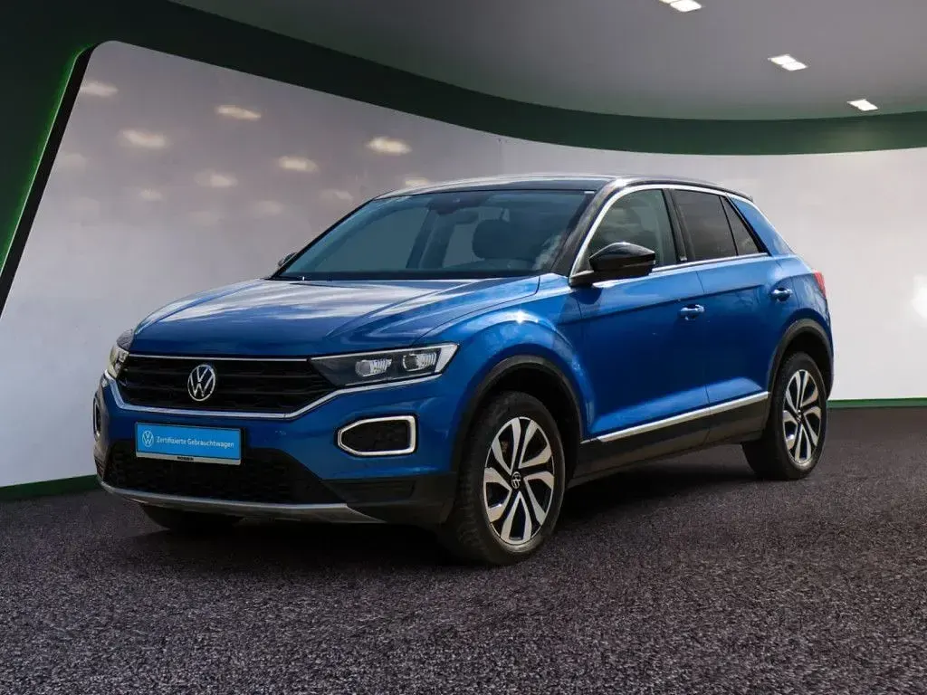 Używany VW T-Roc Active 116 KM (85 kW) 2021 Niebieski SUV