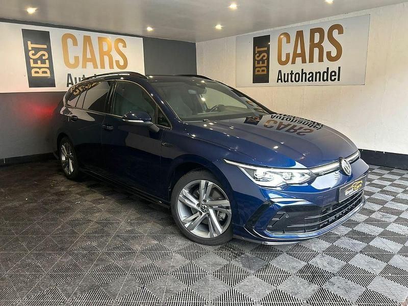 Blau Gebraucht 2023 VW Golf VIII R-line Kombi | 23.300 € (Guter Preis) - Bild 1/4