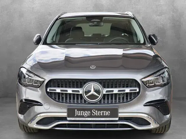 Gebraucht Mercedes GLA200 Advanced 150 PS (110 kW) 2025 Grau SUV