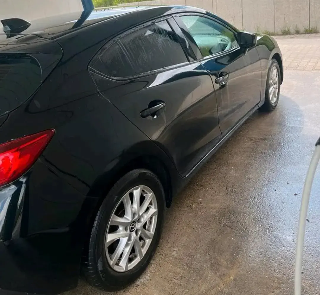 Gebraucht Mazda 3 150 PS (110 kW) 2015 Schwarz Kleinwagen